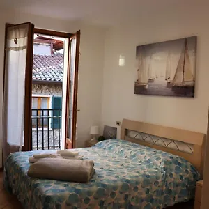 https://la-dama-del-lago.hotelinveneto.com