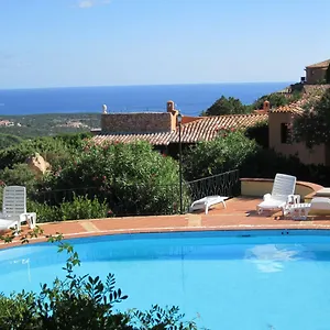 https://appartamenti-con-piscina-appartamentiflarida-porto-cervo.in-sardinia.net